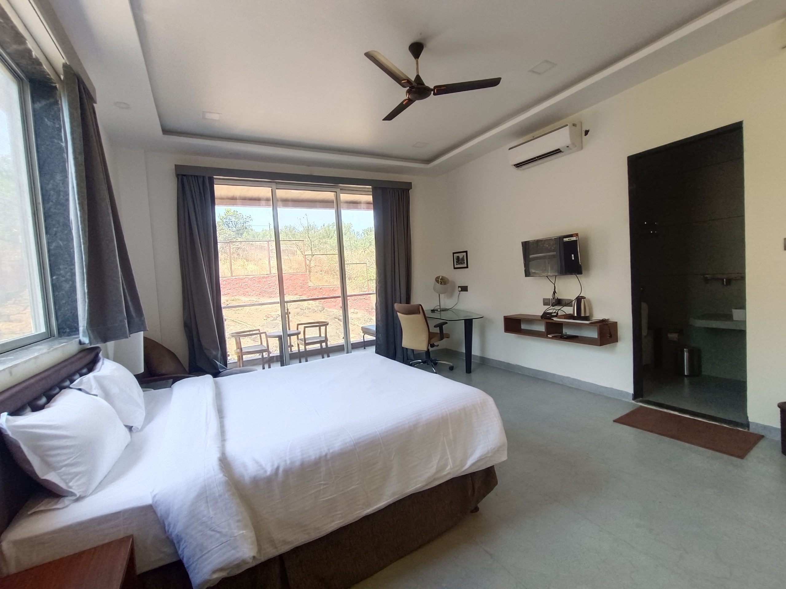 filter: 0; fileterIntensity: 0.0; filterMask: 0; captureOrientation: 0;
brp_mask:0;
brp_del_th:null;
brp_del_sen:null;
delta:null;
module: photo;hw-remosaic: false;touch: (0.48971355, 0.8741469);sceneMode: 2;cct_value: 0;AI_Scene: (-1, -1);aec_lux: 0.0;aec_lux_index: 0;albedo: ;confidence: ;motionLevel: -1;weatherinfo: null;temperature: 39;